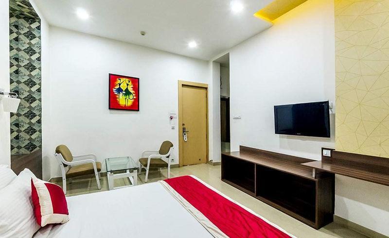 Jk Rooms 109 Hotel Mayur Nagpur Bagian luar foto