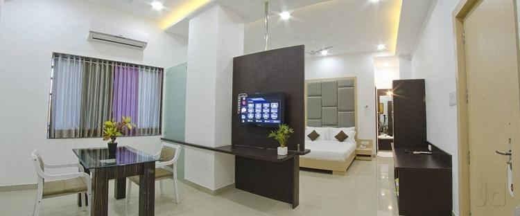 Jk Rooms 109 Hotel Mayur Nagpur Bagian luar foto